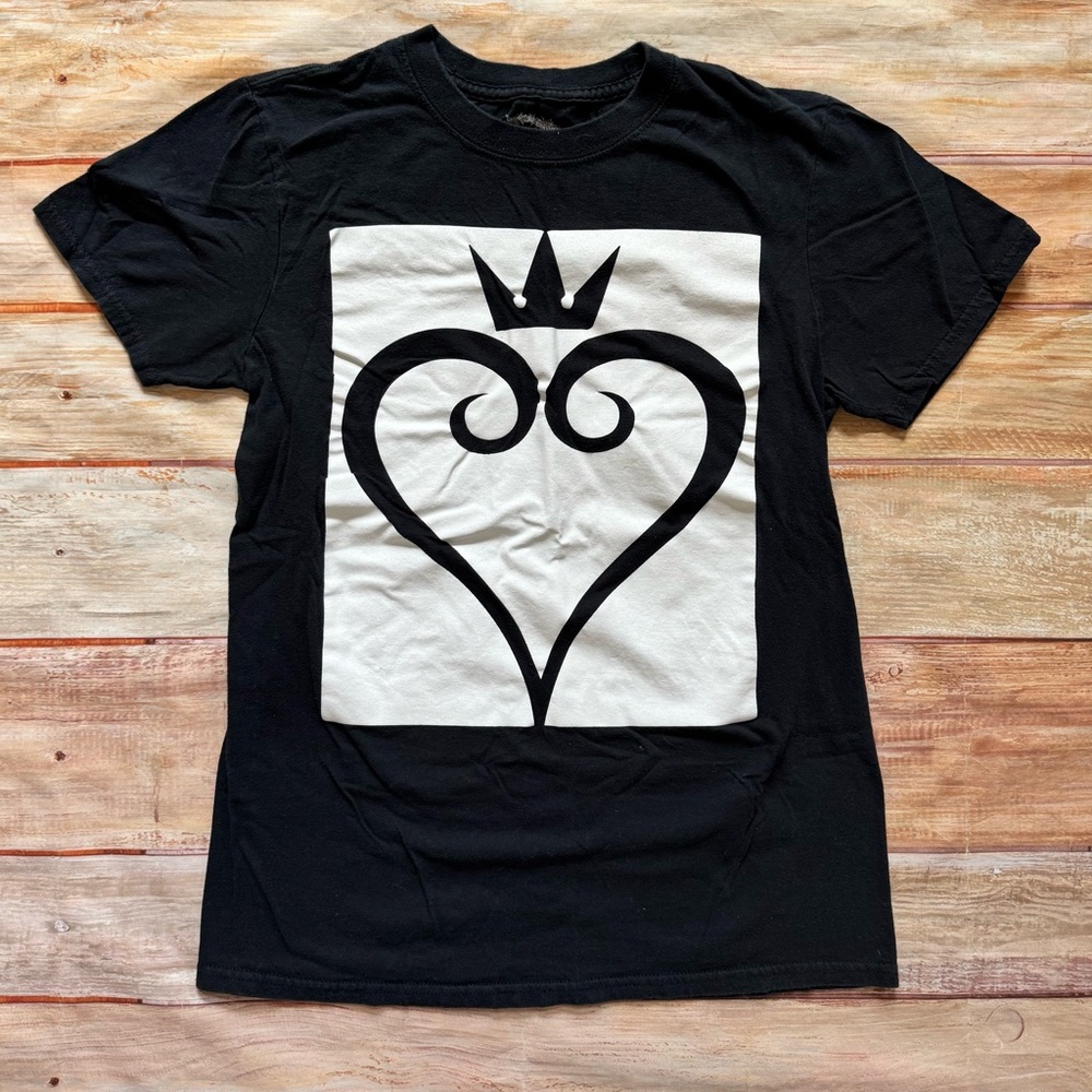 🌼$5 DISNEY Black Kingdom Hearts T-Shirt Top Sz XS/S